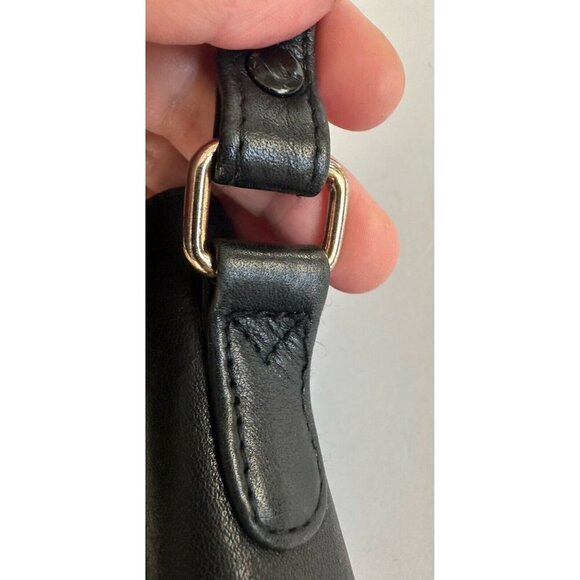 Vintage Etienne Aigner Flap Sling Bag Croc Embossed Black Leather 80s 90s Preppy - Picture 12 of 14